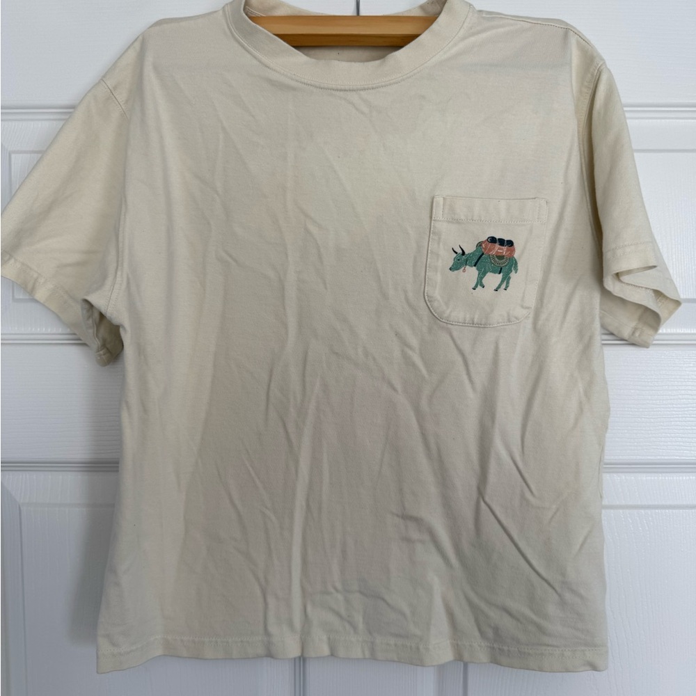 Mountain Hardwear Cream Short Sleeve Tee
